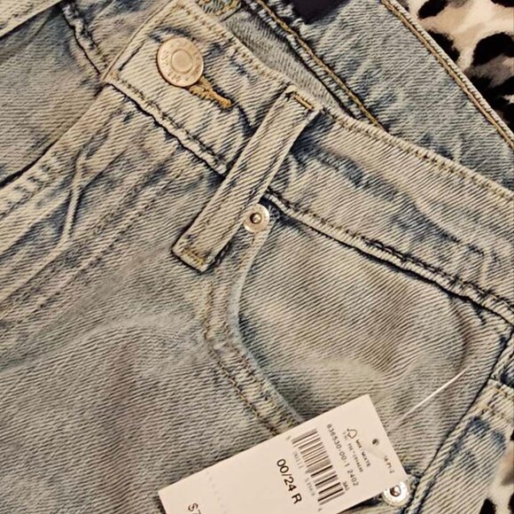 Gap 3 Pairs of Jeans - Picture 11 of 16